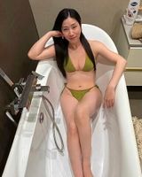 Yiyi
