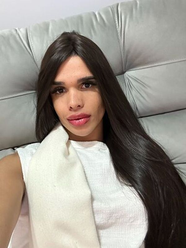 Tiffany Ferrari — Bratislava, foto 3