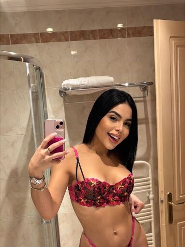 Dominika — Bratislava, foto 5