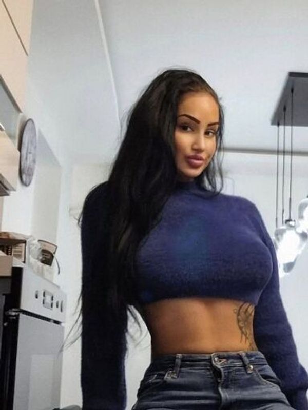 Lia — Komárno, foto 4