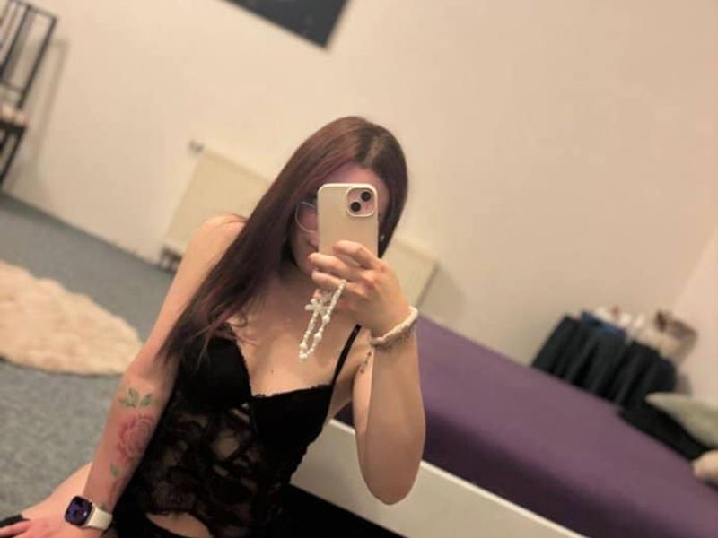 Julie — foto 2