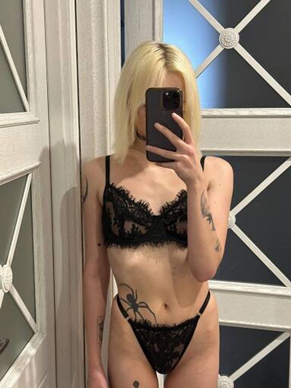 Dominika — Bratislava, foto 5