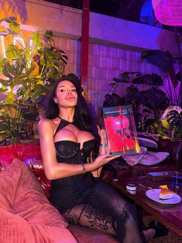 Tiffany Royale — Bratislava, foto 14