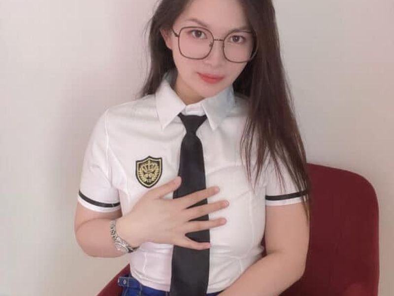 Asijská dívka mia — foto 3