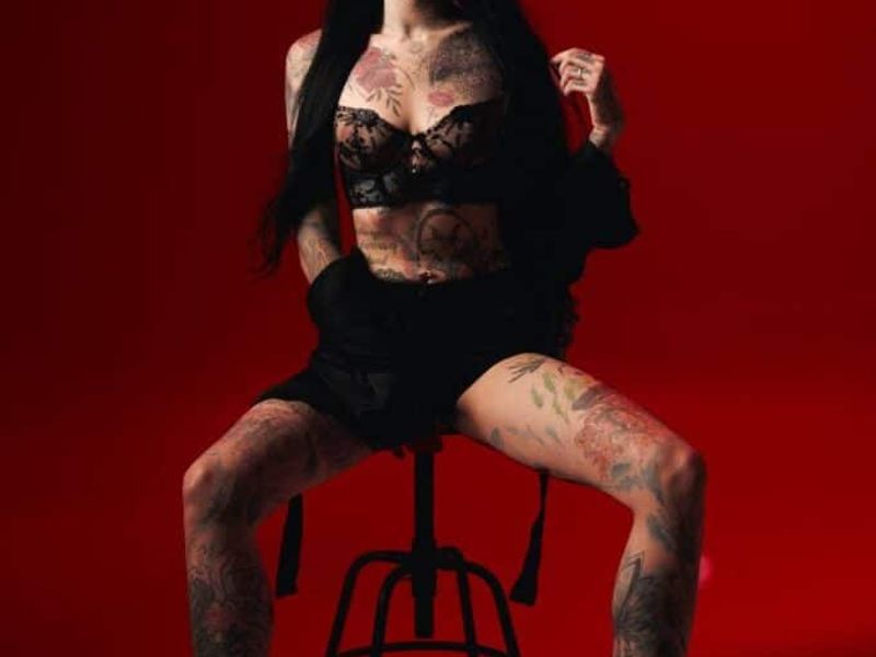 ADELLE — foto 2