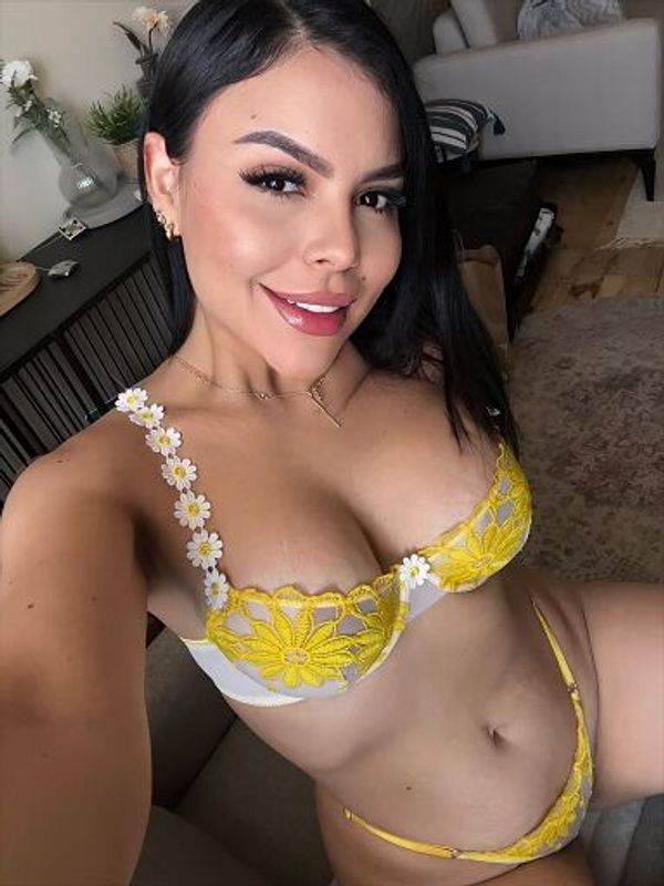 Dominika — Bratislava, foto 4