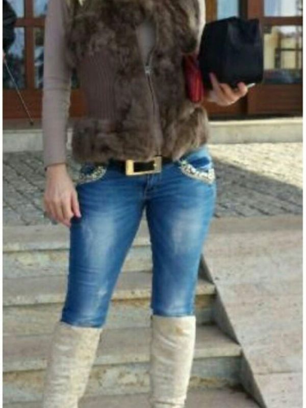 ŽHAVÁ KRÁSNÁ POSTAVA69 — Olomouc, foto 6